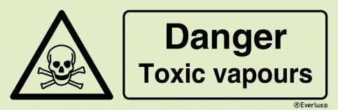 Danger Toxic vapours sign - S 31 90