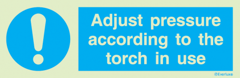 Adjust pressure acc. to the torch in use sign | IMPA 33.5874 - S 36 14